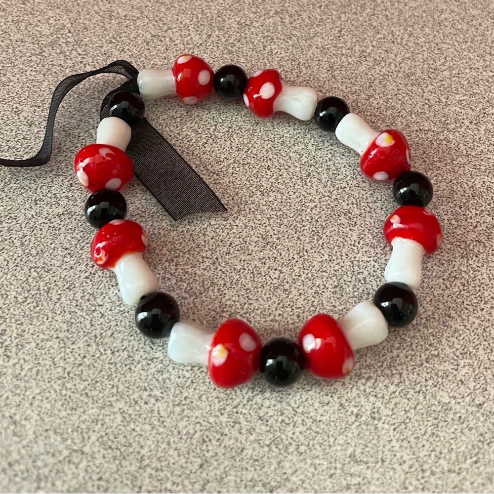 NWOT Resin Mushroom Bracelet.